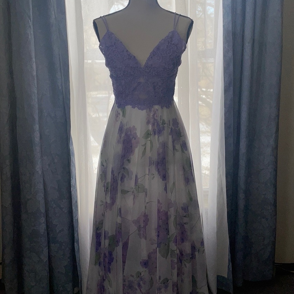 Sherri Hill Lace and Floral Prom Dress Size 4
